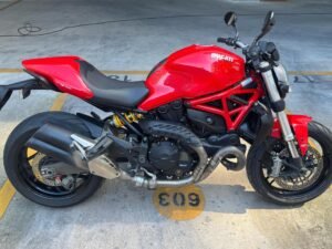 DUCATI MONSTER 821: ABAIXO DA TABELA, POR QUÊ?